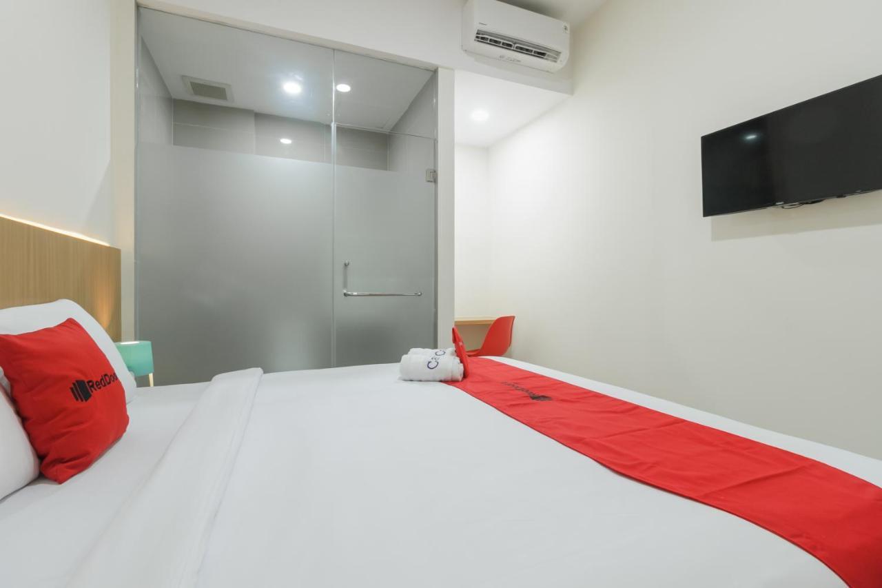 Reddoorz Near Mall Ska Пеканбару Екстериор снимка