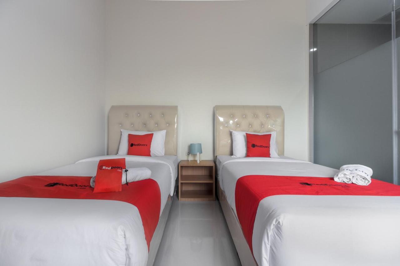 Reddoorz Near Mall Ska Пеканбару Екстериор снимка