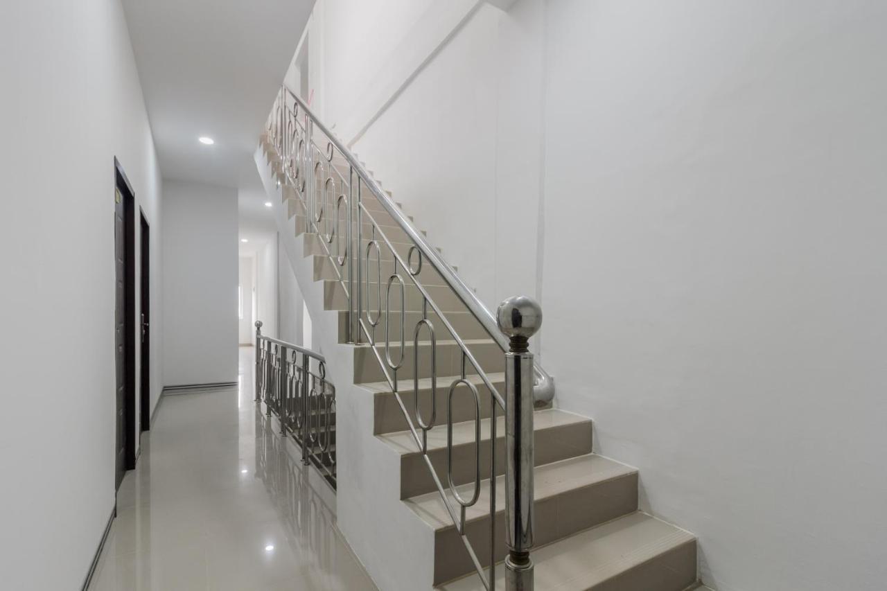 Reddoorz Near Mall Ska Пеканбару Екстериор снимка